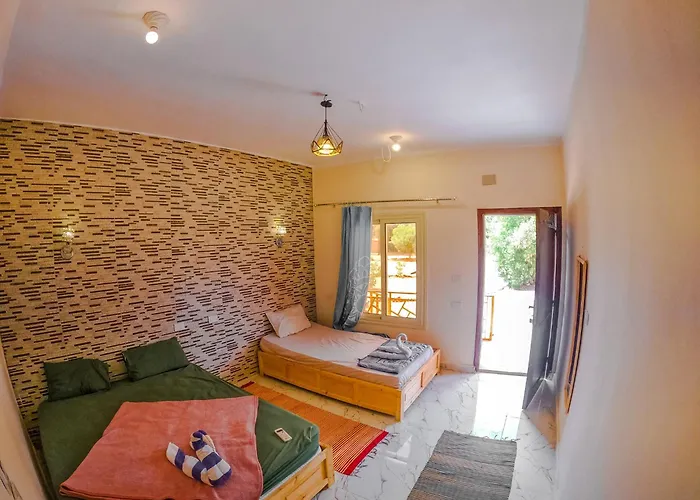 Baraka Camp Lodge *